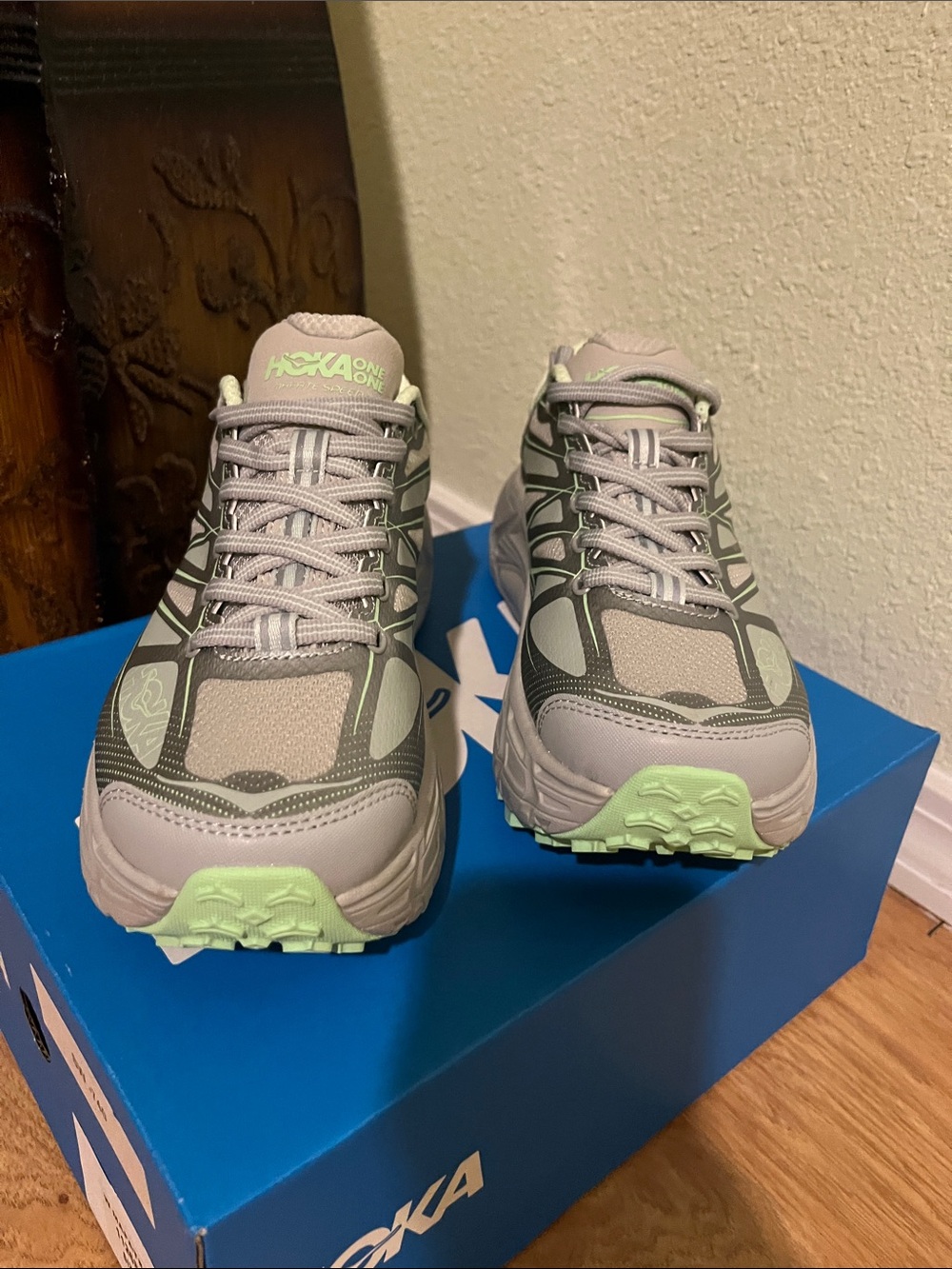 NIB women’s Hoka Marfate Speed 2 W Sz 6.5 or M Sz 5.5 - Picture 2 of 10